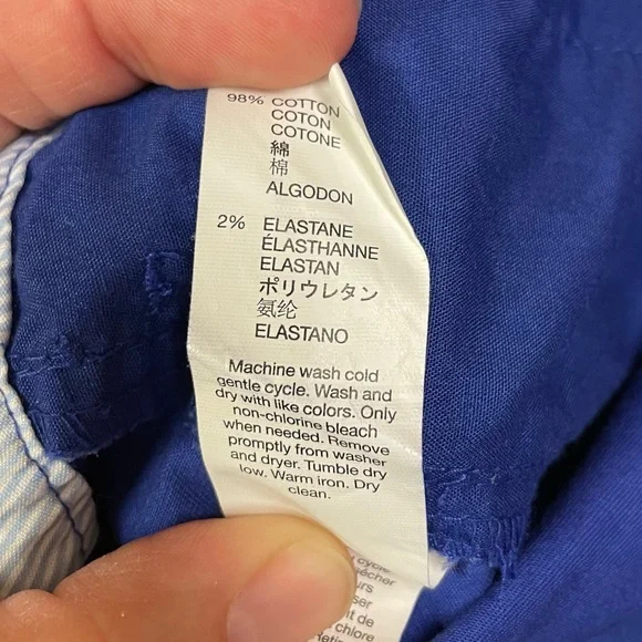 Gap 4 Inch Short Size 8 - Picture 6 of 6